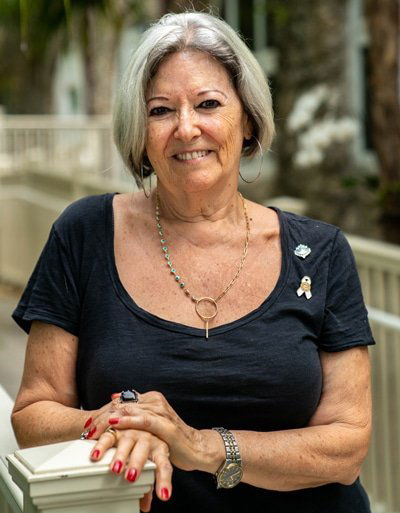 virginia yermoli gold necklace close up exterior coconut grove women's club